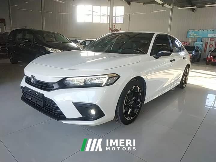 Honda Civic 240TURBO CVT Fuel Dynamic Edition