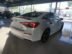 Honda Civic 240TURBO CVT Fuel Dynamic Edition - photo 6