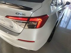 Honda Civic 240TURBO CVT Fuel Dynamic Edition - photo 7