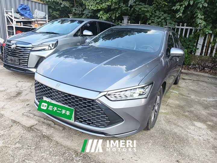 BYD Qin PLUS Glory Edition DM-i 55KM Leading - автомобиль из Китая