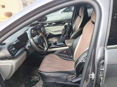 BYD Qin PLUS Glory Edition DM-i 55KM Leading - фото 14