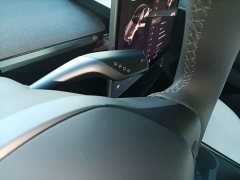 Tesla Model Y Rear-Wheel Drive - ფოტო 13