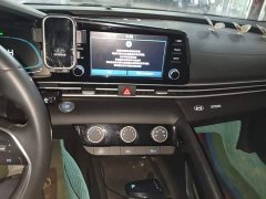 Hyundai Elantra 1.5L CVT GLX Elite - фото 12