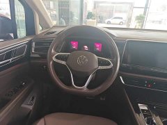 Volkswagen Viloran 380TSI Edition - photo 10