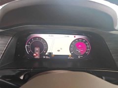 Volkswagen Viloran 380TSI Edition - photo 11