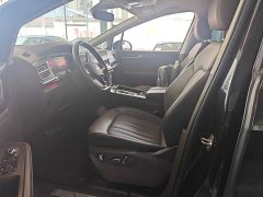 Volkswagen Viloran 380TSI Edition - photo 14