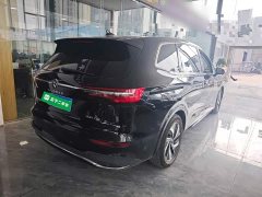 Volkswagen Viloran 380TSI Edition - photo 6
