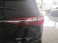 Volkswagen Viloran 380TSI Edition - photo 7