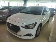 Hyundai Elantra 1.6L Automatic GL Deluxe Edition - фото 1
