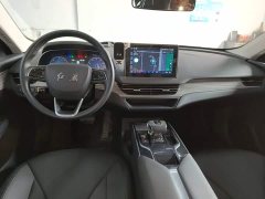 FAW Hongqi E-QM5 500km Travel Edition - photo 9
