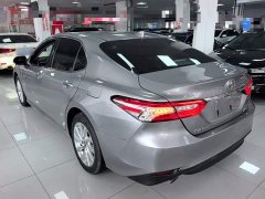 Toyota Camry 2.0G Luxury - ფოტო 4