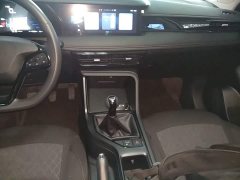 SAIC MG i5 1.5L Manual Comfort Edition - photo 13