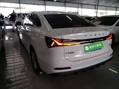 SAIC MG i5 1.5L Manual Comfort Edition - photo 4