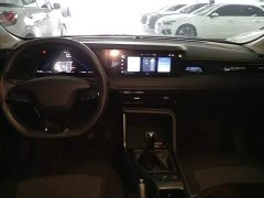 SAIC MG i5 1.5L Manual Comfort Edition - photo 9