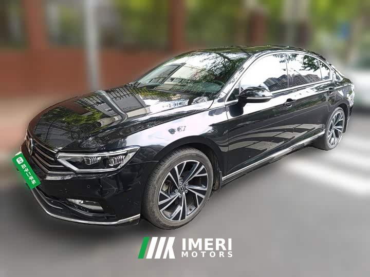Volkswagen Magotan 330TSI DSG 30th Anniversary Edition - car from China