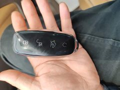 Denza D9 DM-i 1040 Premium - ფოტო 8