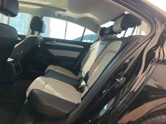 Volkswagen Magotan Zhongxiang 330TSI DSG Luxury - photo 16