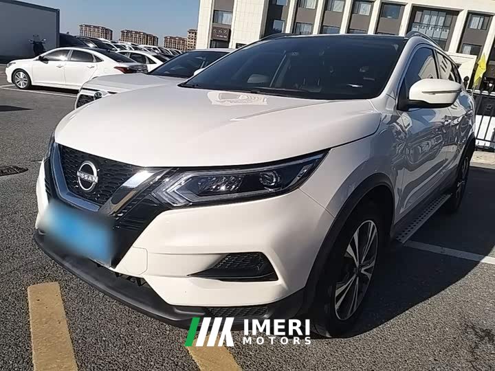 Nissan Qashqai Classic 2.0L CVT XV Premier Edition - car from China
