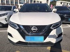 Nissan Qashqai Classic 2.0L CVT XV Premier Edition - photo 2