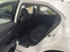 Toyota Camry 2.0G Luxury Edition - photo 16