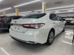 Toyota Camry 2.0G Luxury Edition - photo 6