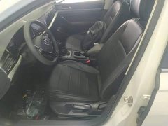 Volkswagen Lavida 1.5L Automatic Comfort - ფოტო 14
