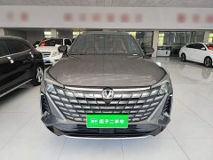 Changan UNI-Z 1.5T Premium Edition - ფოტო 2