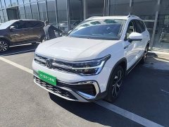 Volkswagen Touareg 300TSI Two-Wheel Drive Full Moon Edition - ფოტო 1