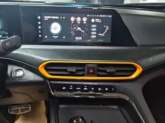 Changan UNI-T 1.5T Sport Premium Edition - ფოტო 12