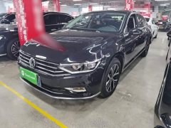 Volkswagen Magotan 330TSI DSG Advance - ფოტო 1