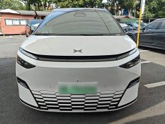 XPeng X9 Pure Electric 740 Extended Range Max - photo 2