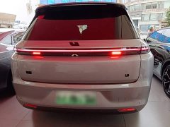 Li Auto Ideal L8 Air - ფოტო 5