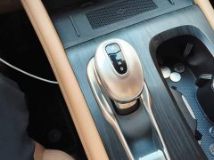 Voyah Lantu Dreamchaser PHEV Extended Range Excellence Edition - ფოტო 6