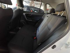 Toyota RAV4 2.0L CVT FWD Urban Edition - фото 16