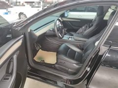 Tesla Model Y Rear-Wheel Drive - фото 15