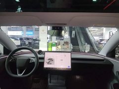 Tesla Model 3 Rear-Wheel Drive - photo 17