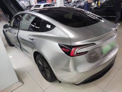 Tesla Model 3 Rear-Wheel Drive - photo 4