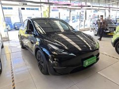 Tesla Model Y Standard Range RWD - ფოტო 3
