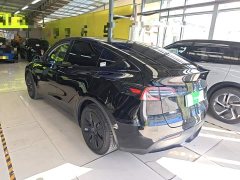 Tesla Model Y Standard Range RWD - ფოტო 4