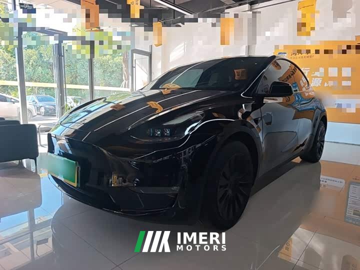 Tesla Model Y Long Range All-Wheel Drive