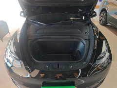 Tesla Model Y Long Range All-Wheel Drive - ფოტო 19