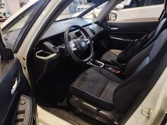 Honda Fit 1.5L CVT Trendy Sunroof Edition - ფოტო 14