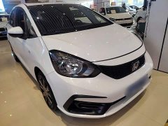 Honda Fit 1.5L CVT Trendy Sunroof Edition - ფოტო 3