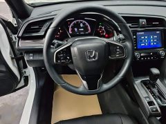Honda Civic Hatchback 220 Turbo CVT Trendy Control - ფოტო 10