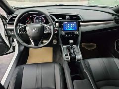 Honda Civic Hatchback 220 Turbo CVT Trendy Control - ფოტო 9