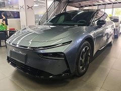 Xpeng P7 Long Range Max - ფოტო 1