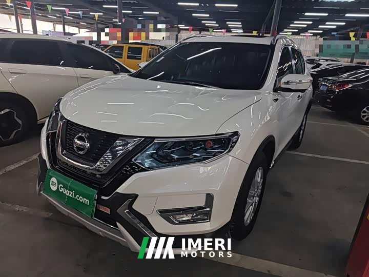 Nissan Qashqai Classic 2.0L FWD Smart Connect Premium Edition - car from China