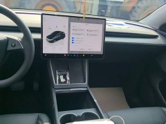Tesla Model Y Rear-Wheel Drive - ფოტო 12