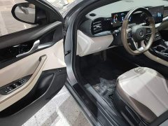 BYD Qin PLUS Glory Edition DM-i 55KM Leading - ფოტო 15