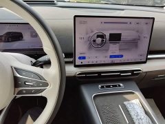 Voyah Lantu Dreamchaser PHEV AWD Luxury Qiankun Edition - фото 12
